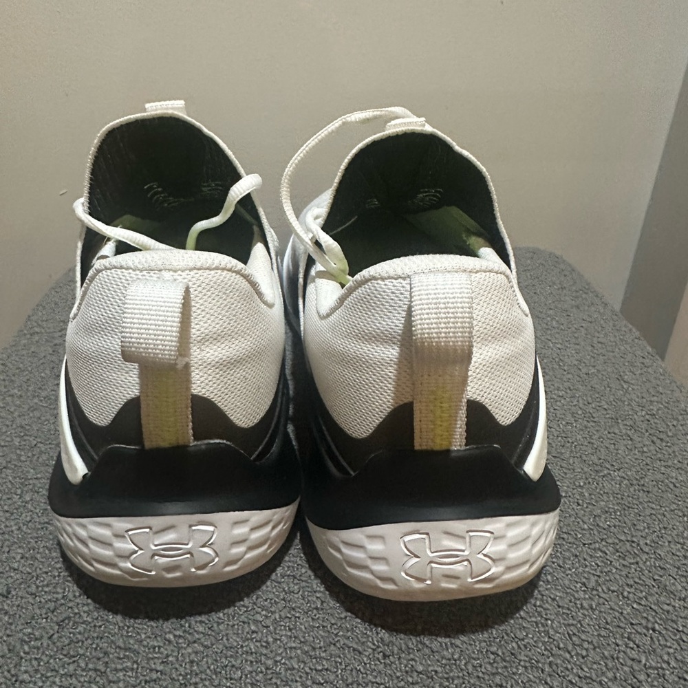 Under Armour Flow Dynamic - Picture 3 of 6